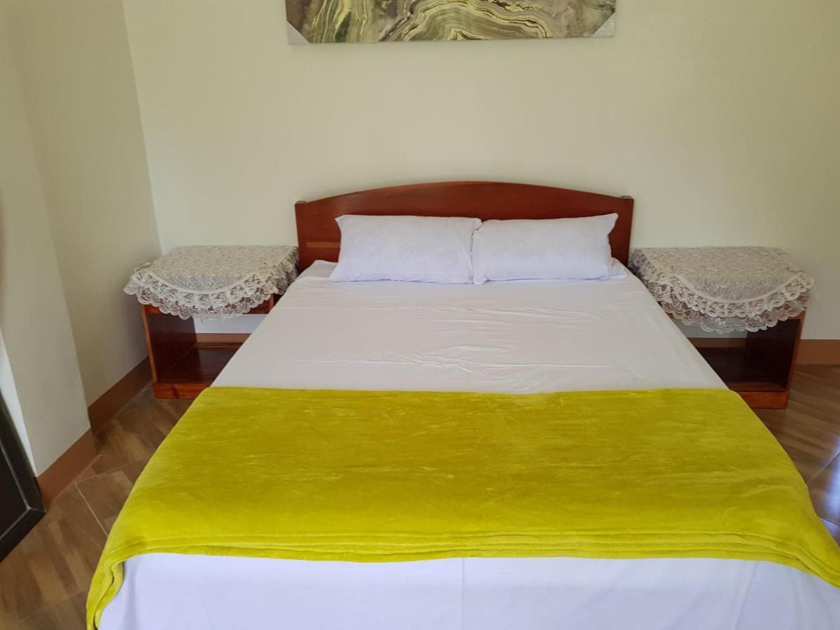 Coombsguesthouse Siquijor Buitenkant foto